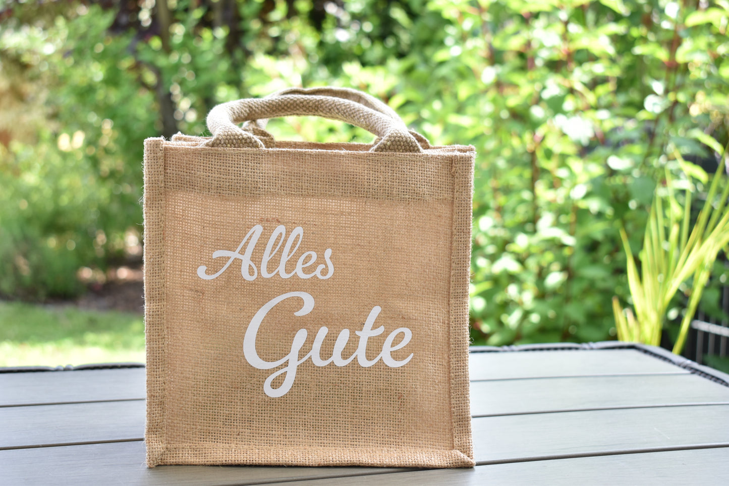 Personalisierbare Geschenktasche mit der Aufschrift "Alles Gute", Naturell