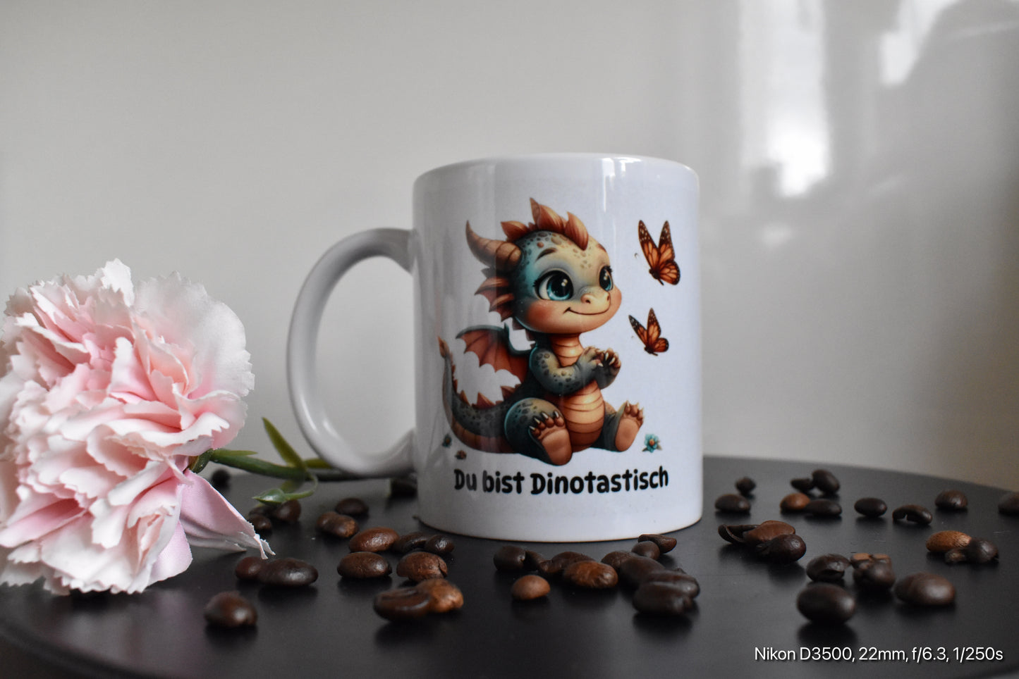 Keramik Tasse für Dinofans mit dem Spruch „Du bist Dinotastisch“