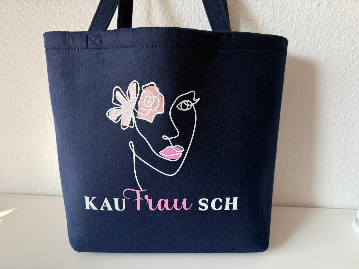 Große Tragetasche „Kaufrausch“ – Dunkelblau aus robustem Polyester-Filz