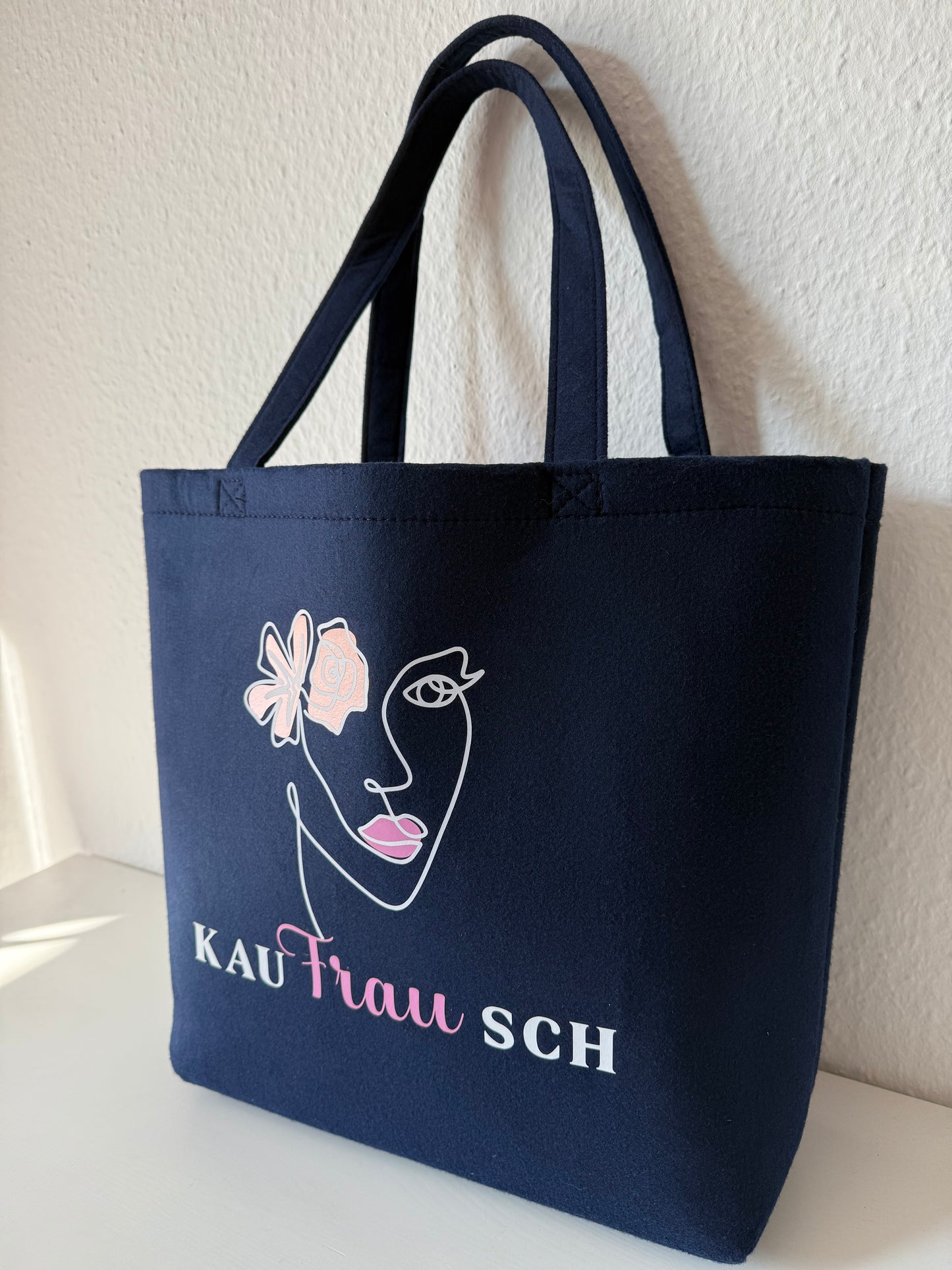 Große Tragetasche „Kaufrausch“ – Dunkelblau aus robustem Polyester-Filz