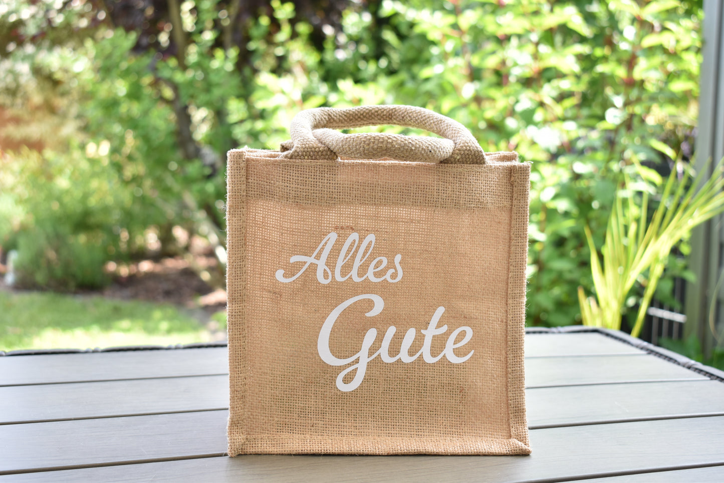 Personalisierbare Geschenktasche mit der Aufschrift "Alles Gute", Naturell