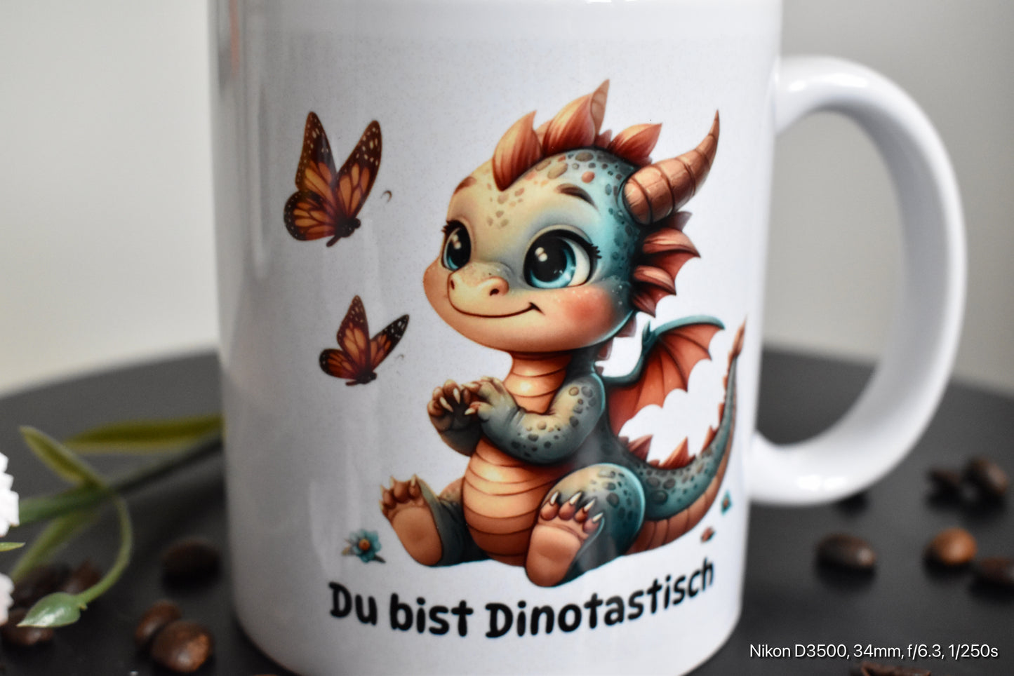 Keramik Tasse für Dinofans mit dem Spruch „Du bist Dinotastisch“